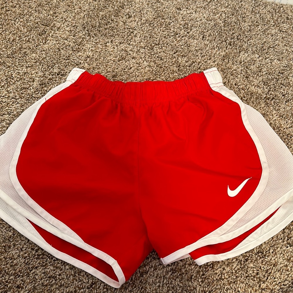 Barely worn Nike athletic shorts